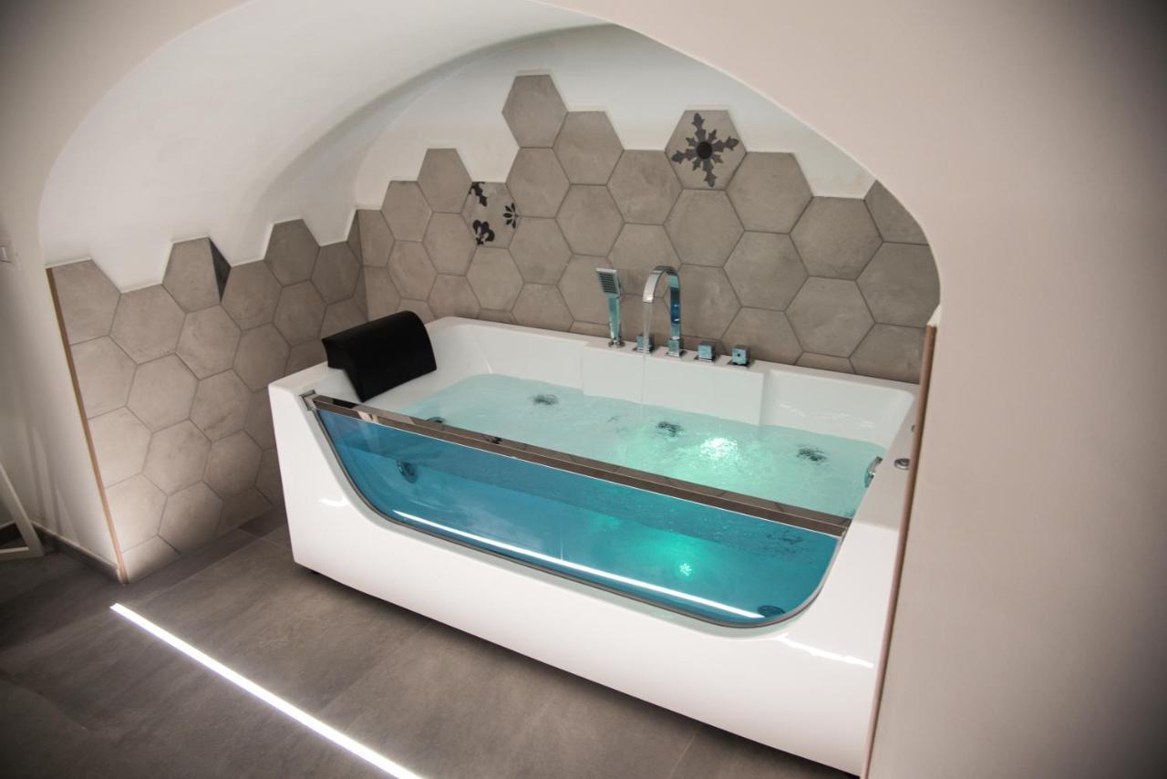 Il Cocchiere Bed & Breakfast Palagianello Eksteriør bilde