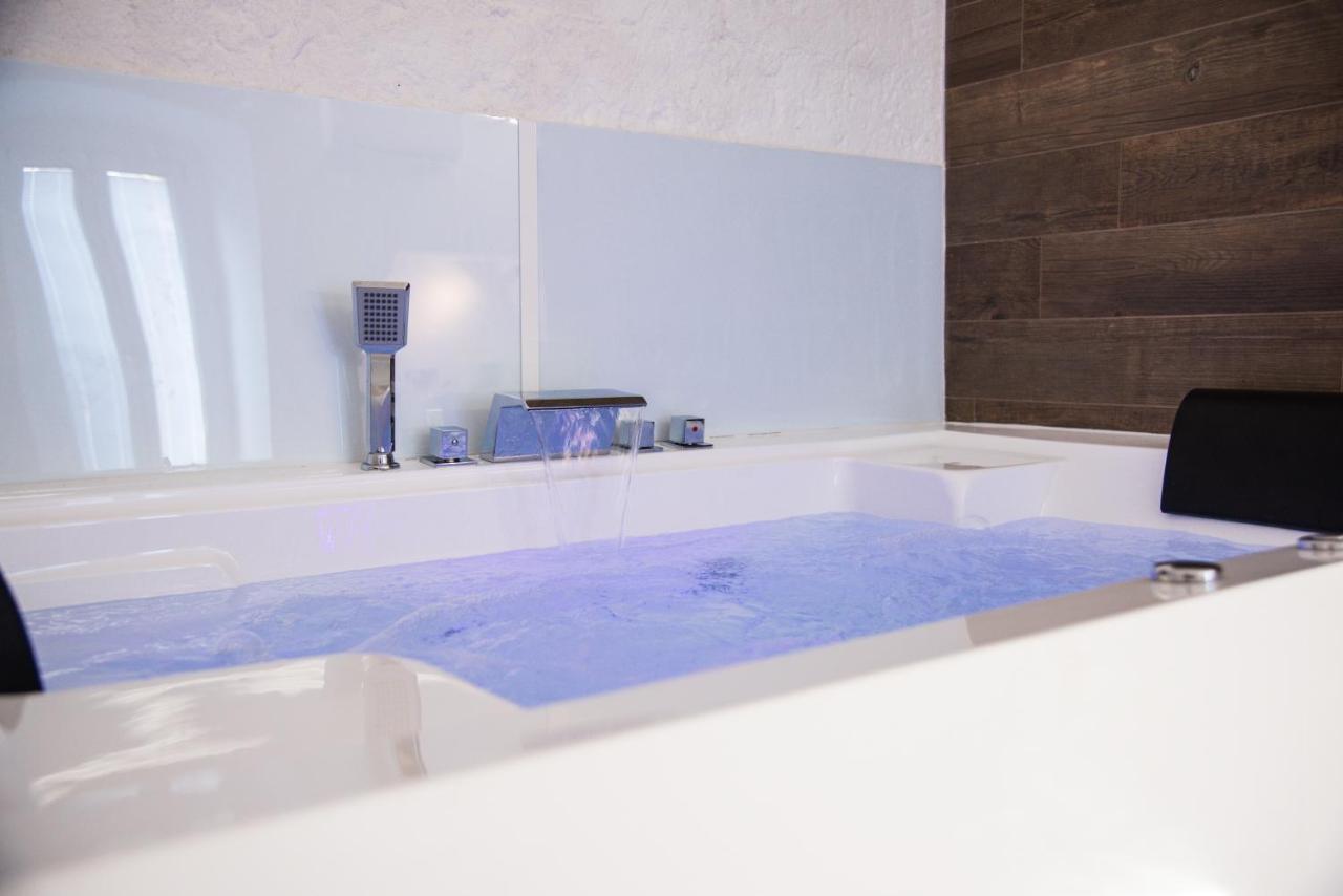 Il Cocchiere Bed & Breakfast Palagianello Eksteriør bilde